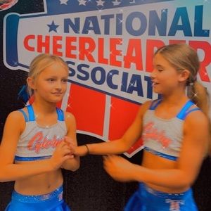 Meet your Posher, Brooke